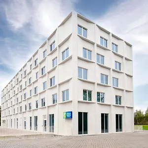 Express & By Ihg Gante